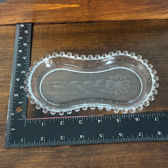 Vintage Cornflower Cut Candlewick Glass Tray - Picture 9 of 12
